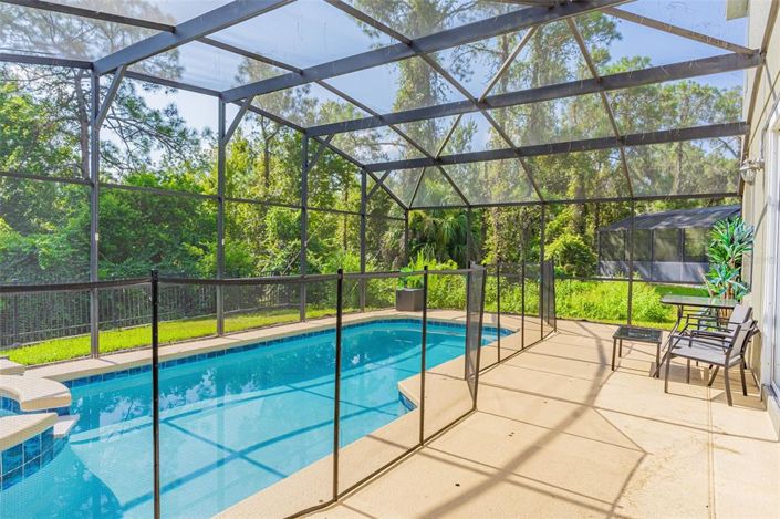 Image No.26-7 Bed Property for sale