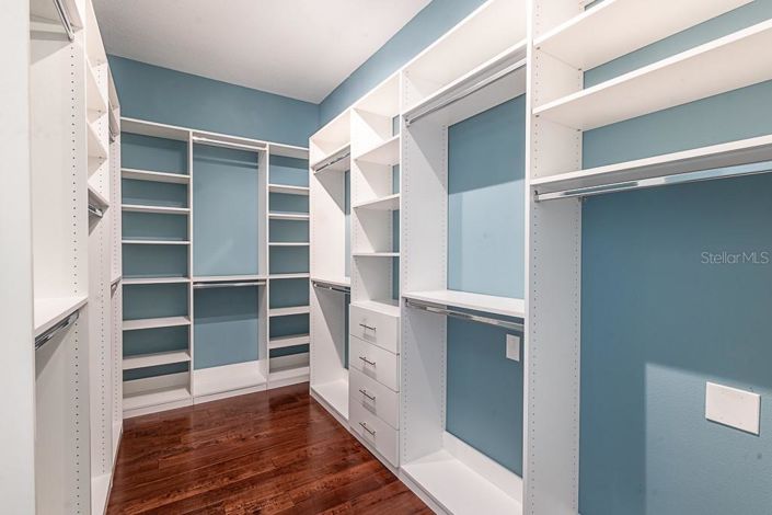 Image No.22-4 Bed Property for sale