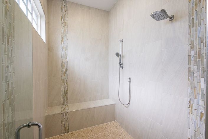 Image No.25-4 Bed Property for sale