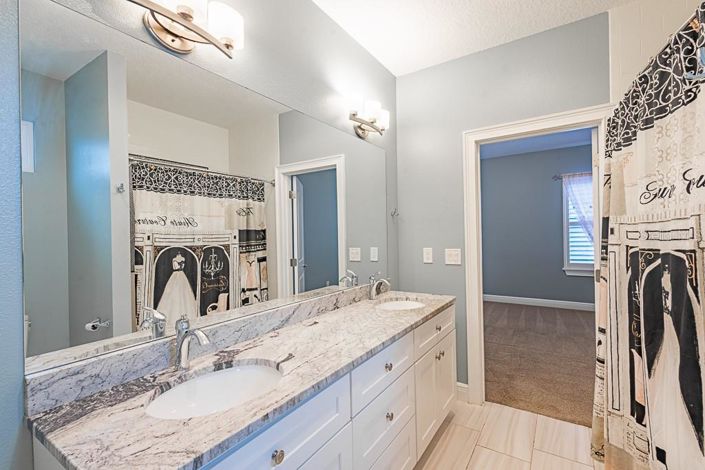 Image No.42-4 Bed Property for sale