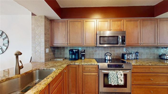 Image No.12-3 Bed Property for sale