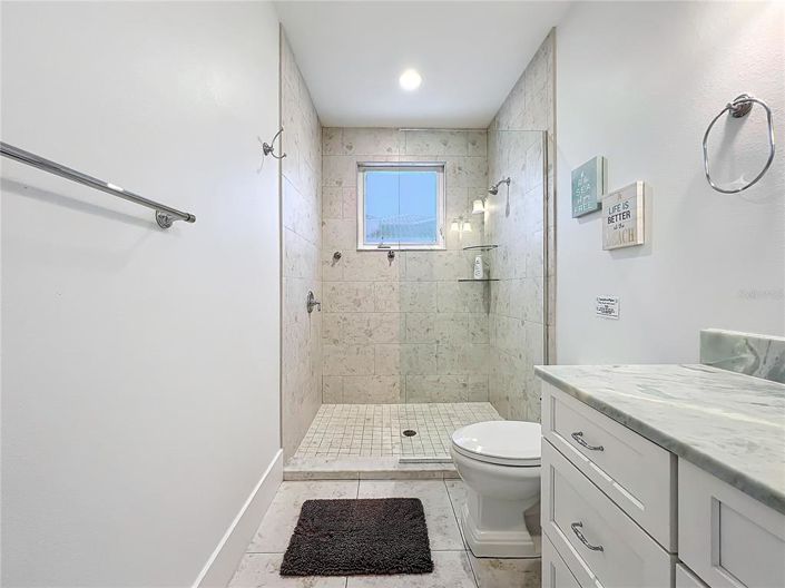 Image No.23-10 Bed Property for sale