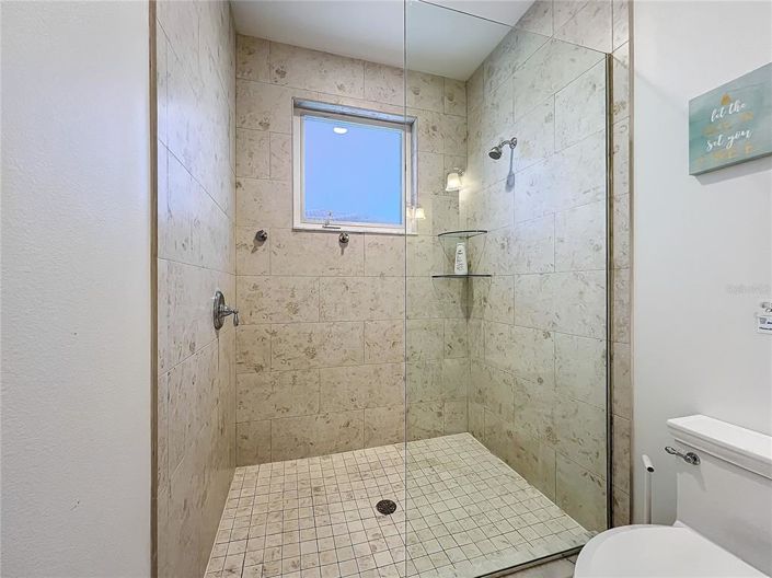 Image No.24-10 Bed Property for sale