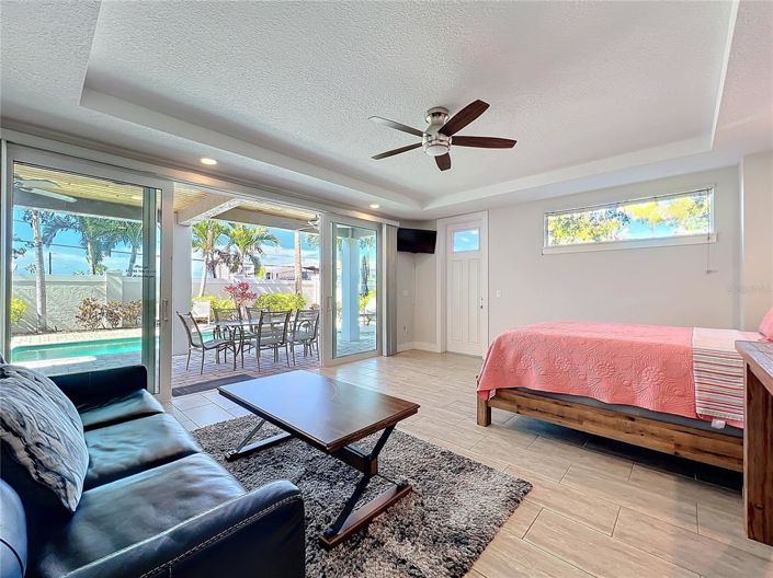 Image No.38-10 Bed Property for sale