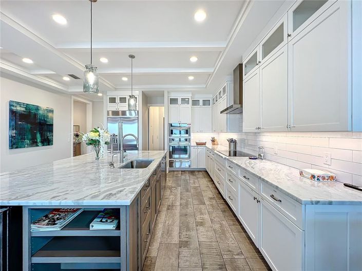 Image No.49-10 Bed Property for sale