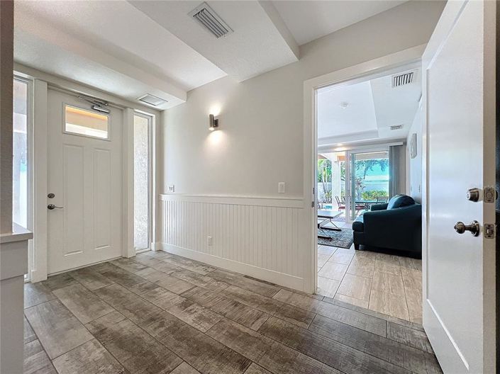 Image No.58-10 Bed Property for sale