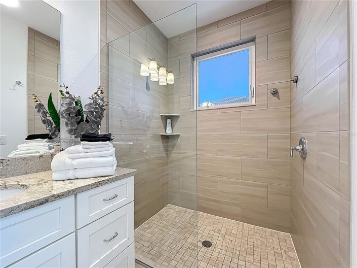 Image No.74-10 Bed Property for sale