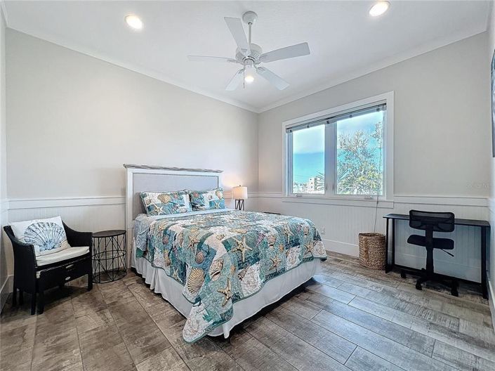 Image No.75-10 Bed Property for sale