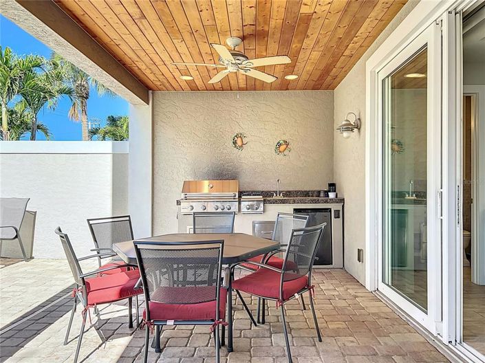 Image No.87-10 Bed Property for sale