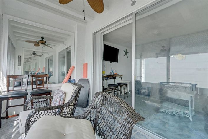 Image No.10-2 Bed Property for sale