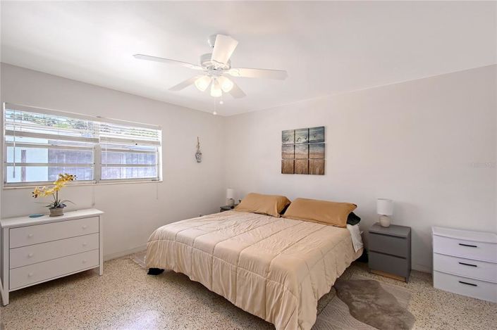 Image No.18-Propriété de 2 chambres à vendre à Sarasota