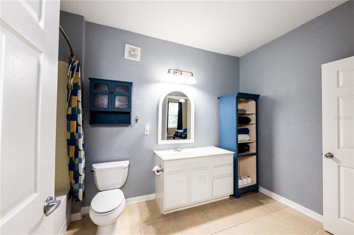 Image No.13-3 Bed Property for sale