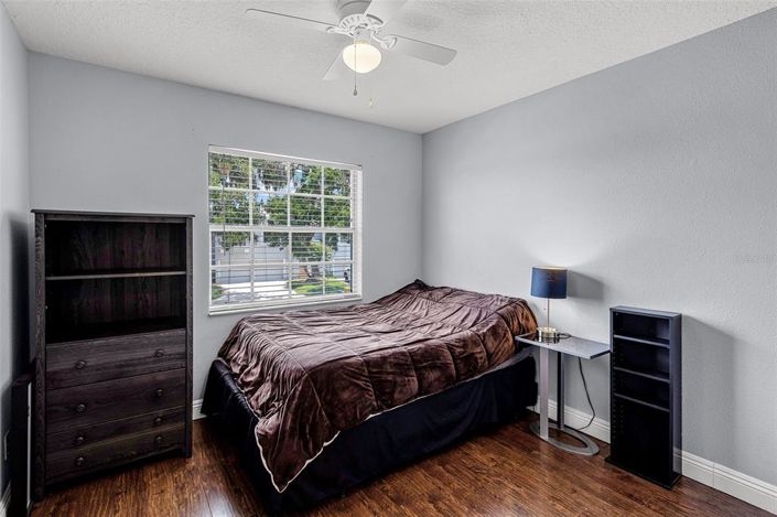 Image No.16-3 Bed Property for sale