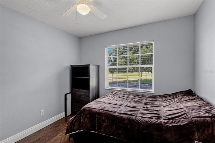 Image No.17-3 Bed Property for sale