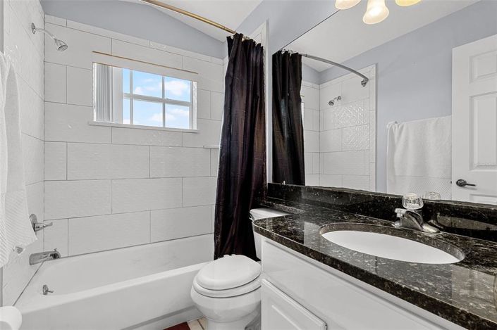 Image No.18-3 Bed Property for sale