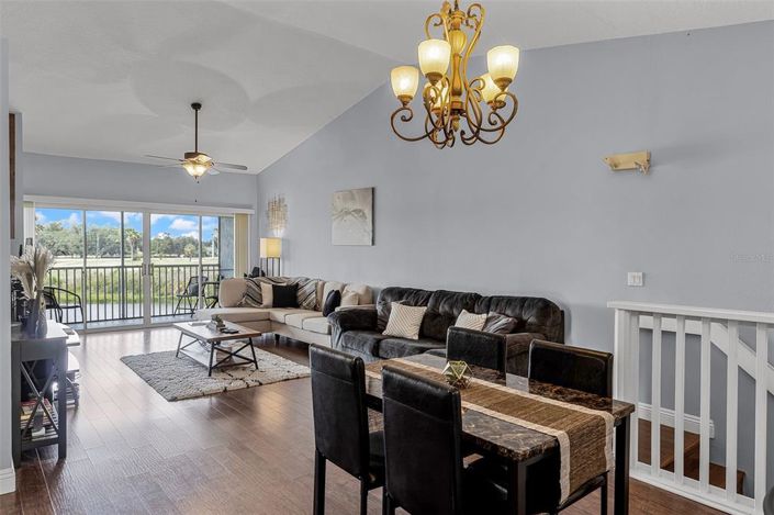 Image No.8-3 Bed Property for sale