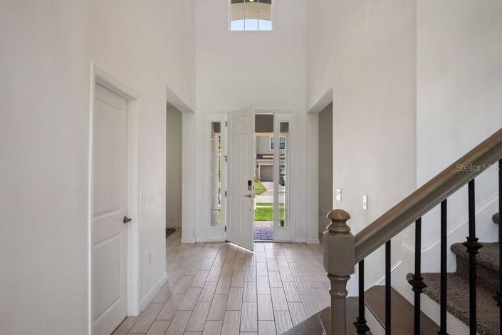 Image No.6-Propriété de 6 chambres à vendre à Kissimmee