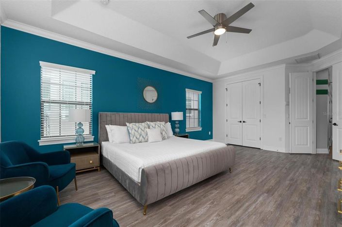 Image No.30-5 Bed Property for sale