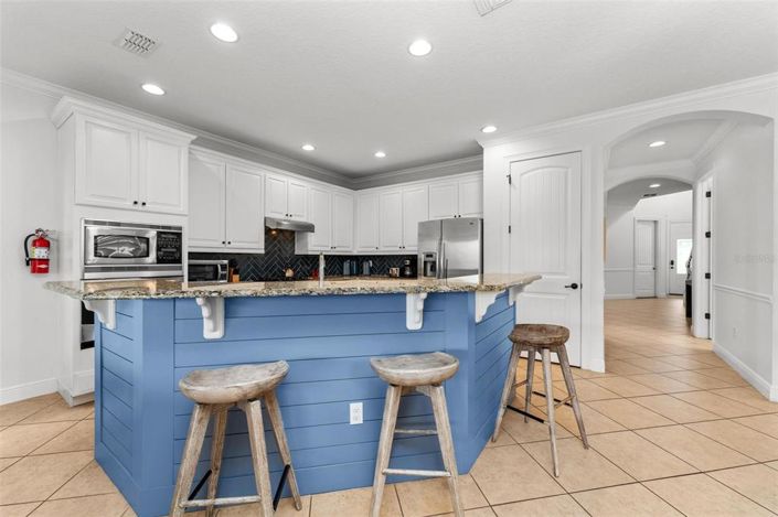 Image No.36-5 Bed Property for sale