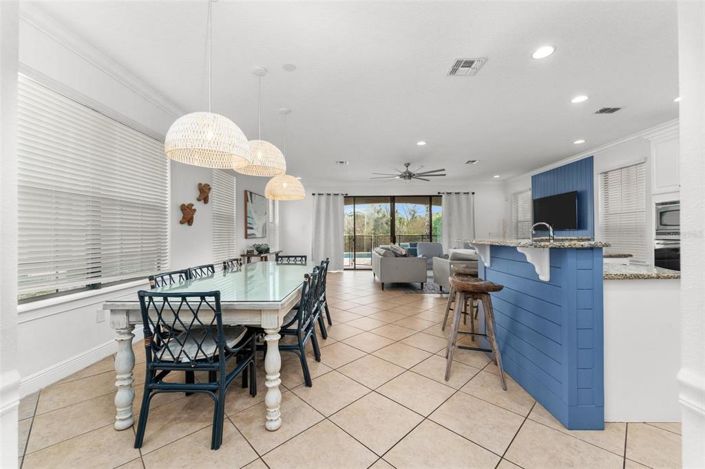 Image No.51-5 Bed Property for sale