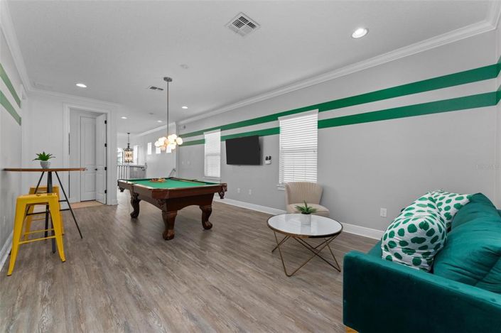 Image No.78-5 Bed Property for sale