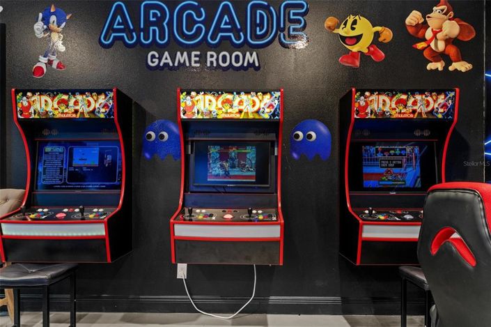 Image No.83-5 Bed Property for sale