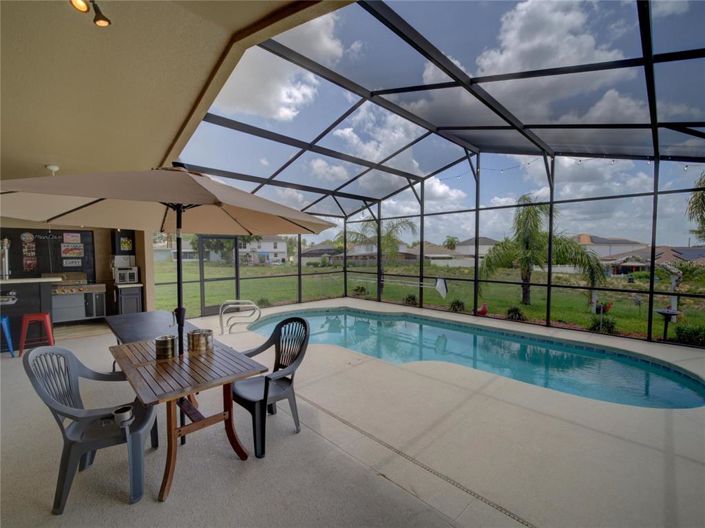 Image No.11-3 Bed Property for sale