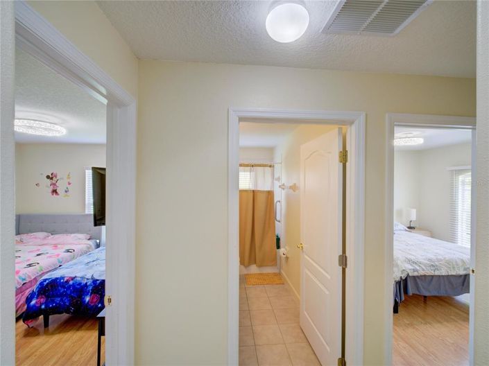 Image No.32-3 Bed Property for sale