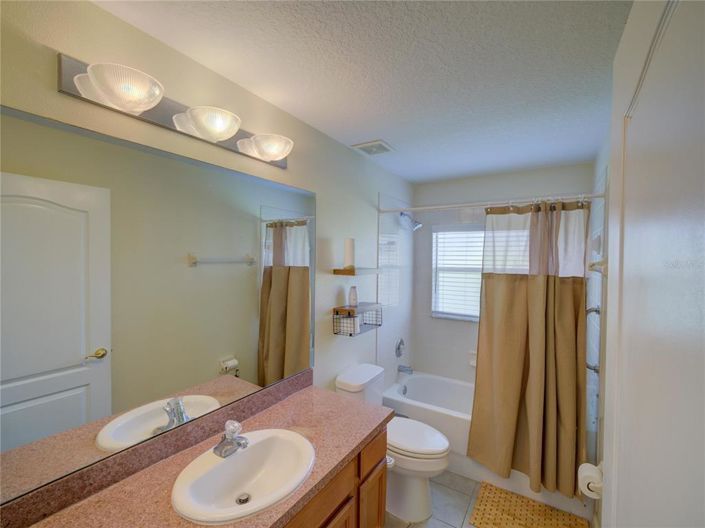 Image No.35-3 Bed Property for sale