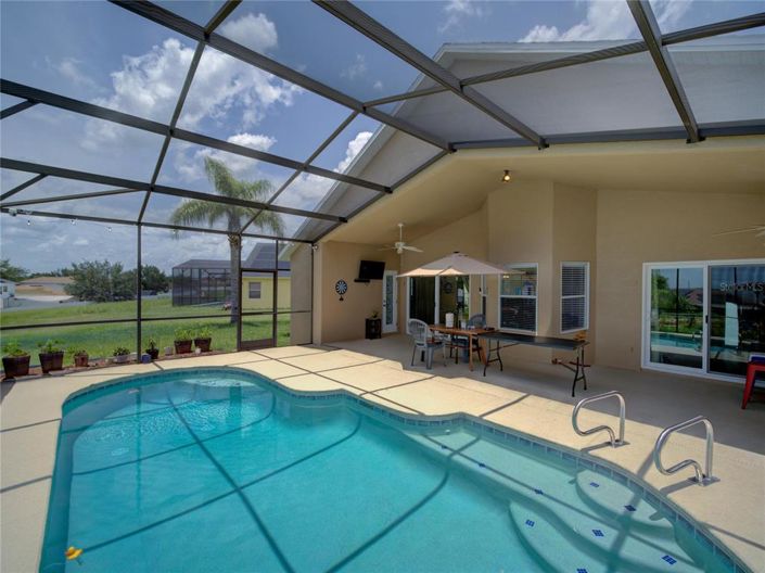 Image No.38-3 Bed Property for sale