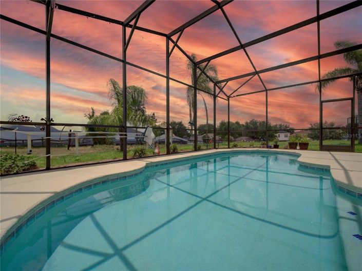 Image No.4-3 Bed Property for sale