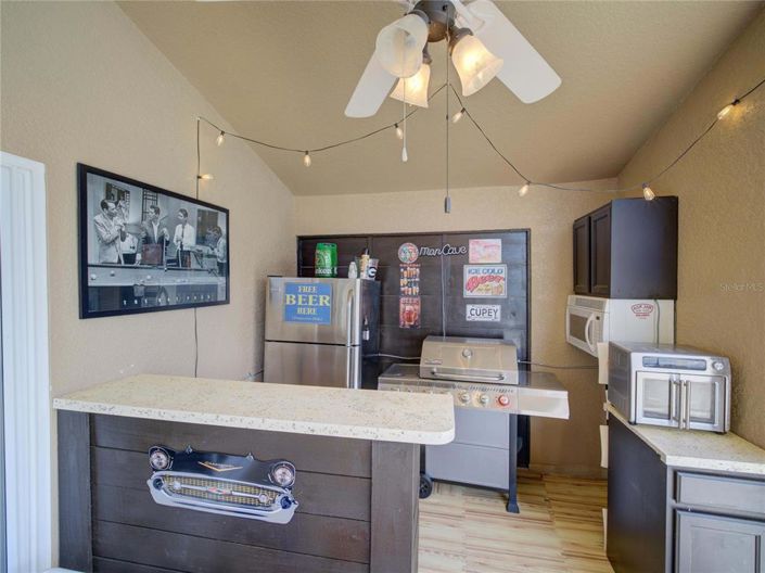 Image No.41-3 Bed Property for sale