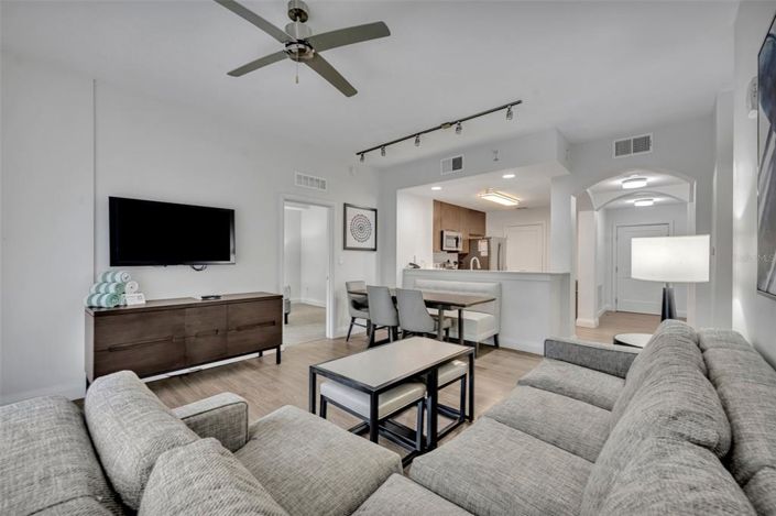 Image No.12-2 Bed Property for sale