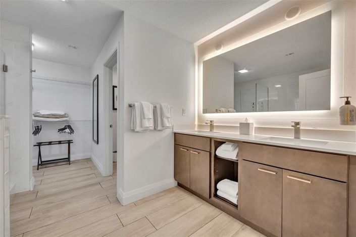 Image No.16-2 Bed Property for sale