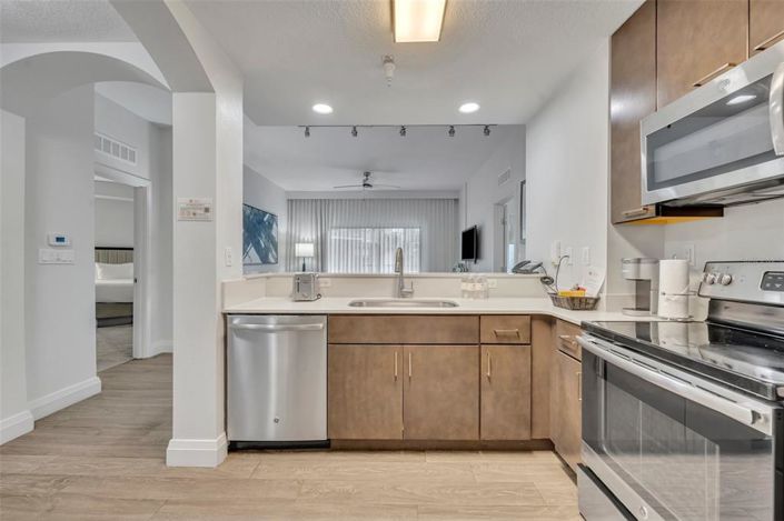 Image No.7-2 Bed Property for sale