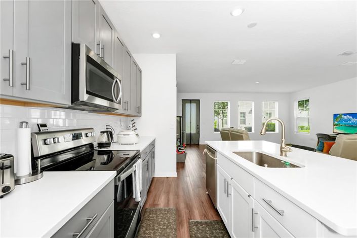 Image No.10-3 Bed Townhouse for sale