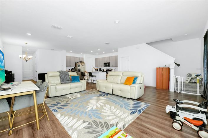 Image No.15-3 Bed Townhouse for sale