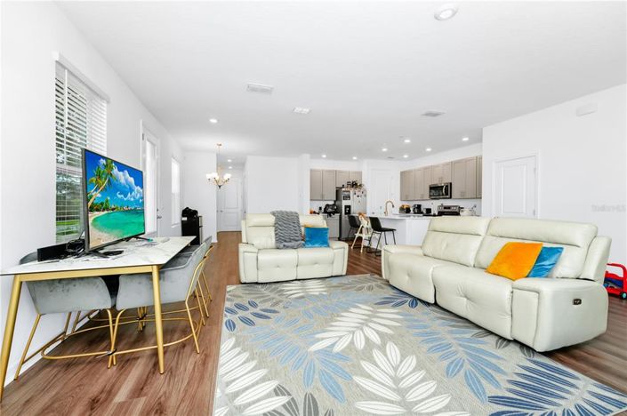 Image No.16-3 Bed Townhouse for sale