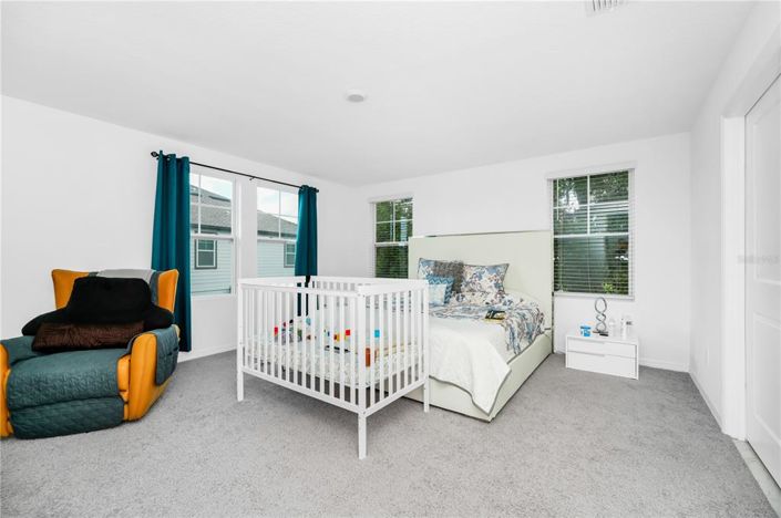 Image No.17-3 Bed Townhouse for sale