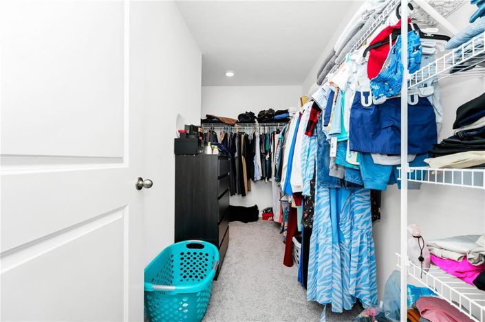 Image No.30-3 Bed Townhouse for sale