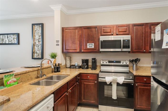 Image No.11-2 Bed Property for sale