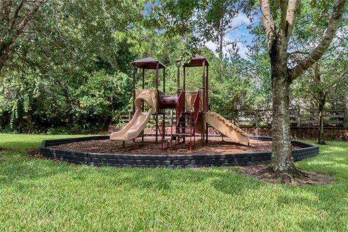 Image No.36-2 Bed Property for sale