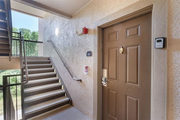 Image No.4-2 Bed Property for sale