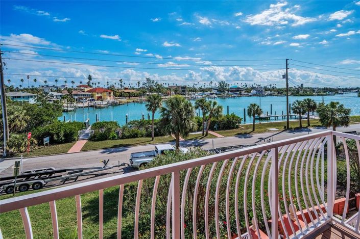 Image No.30-Propriété de 2 chambres à vendre à Floride