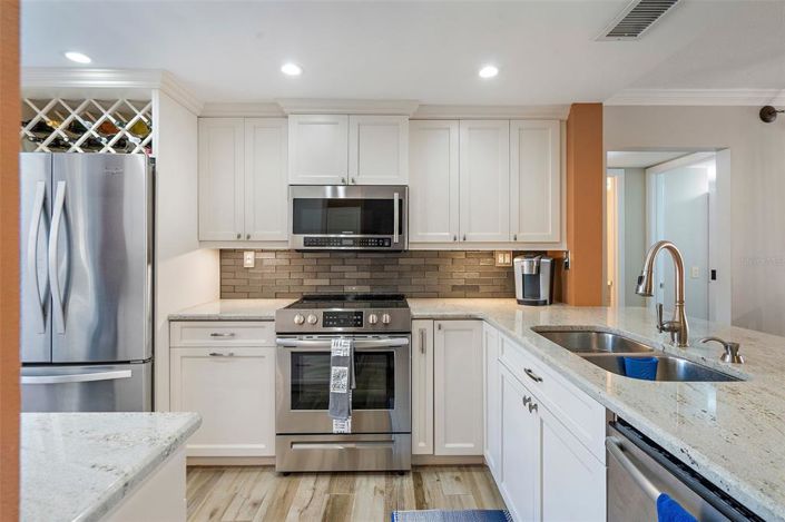 Image No.12-2 Bed Property for sale