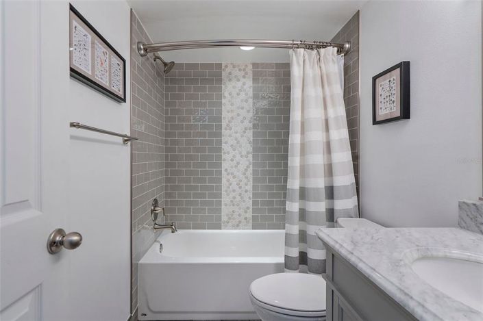 Image No.24-2 Bed Property for sale