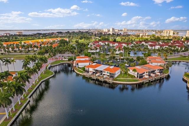 Image No.32-2 Bed Property for sale