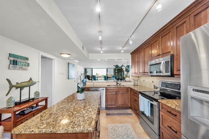 Image No.10-2 Bed Property for sale