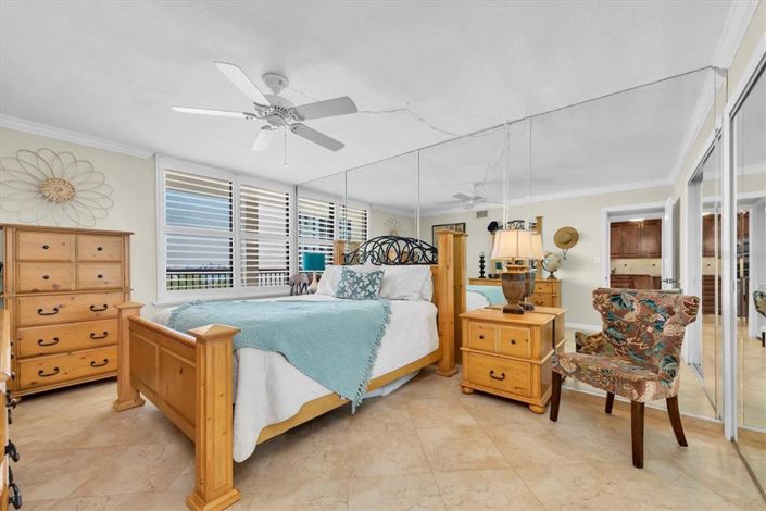 Image No.22-2 Bed Property for sale