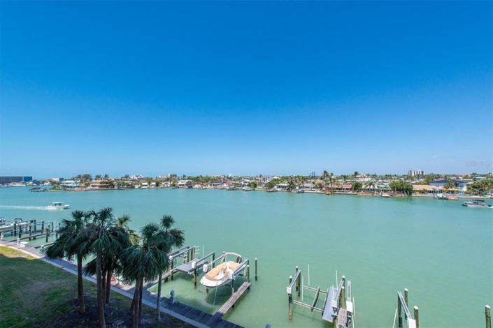 Image No.36-2 Bed Property for sale